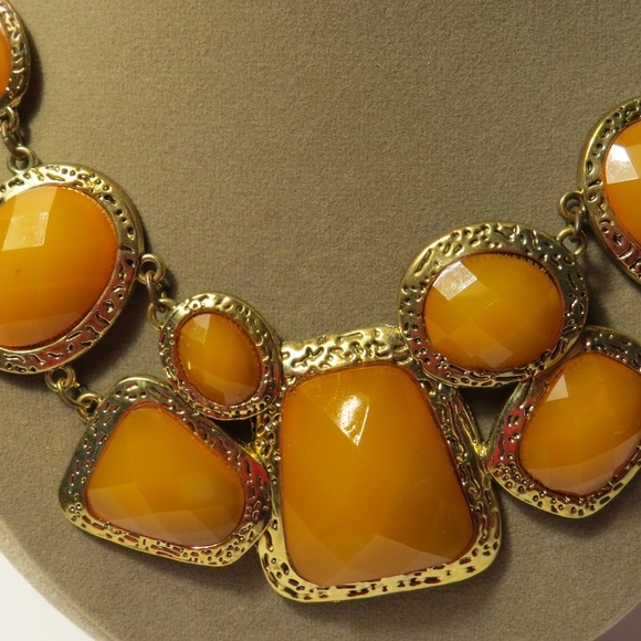 Apricot Colored Statement Necklace - Picture 7 of 8